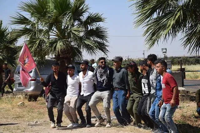 Meşa dirêj bi moralên bilind û rihê kolektîf derbas bû