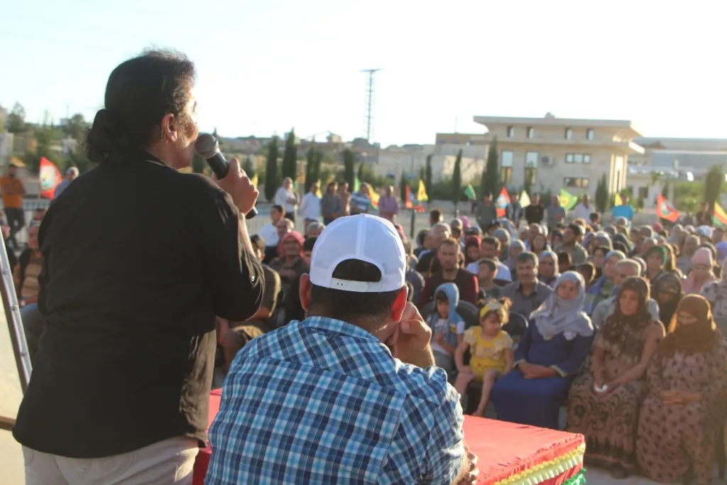 Li Kobanê civînek ji malbatên şehîdan re hate lidarxistin