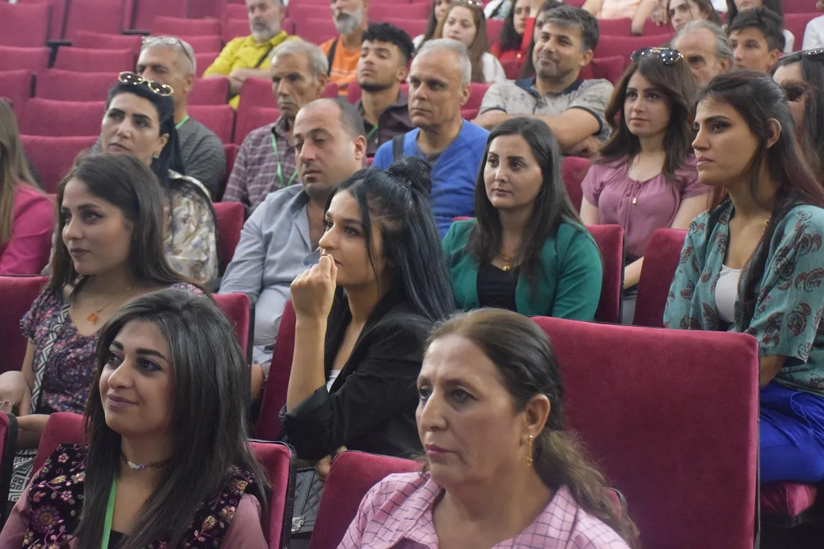 ​​​​​​​Di Komxebata Rojava de semînerek hate dayîn
