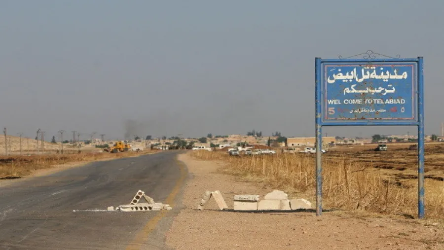 Çeteyên dagirkeriya Tirk mal û zeviyên şêniyên gundê Sironcê şewitandin