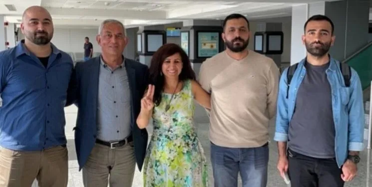 Endamên Şandeya Aşitiyê ku duh hatibûn Hewlêrê hatin dersînorkirin