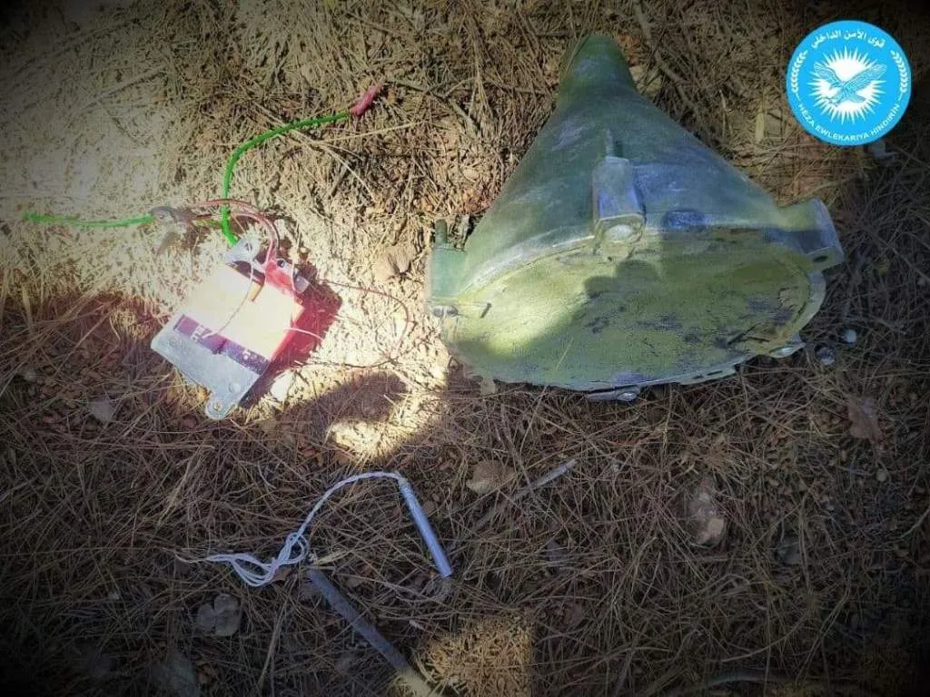 Hêzên Ewlekariya Hundirîn li başûrê Minbicê mayinek bê bandor kir