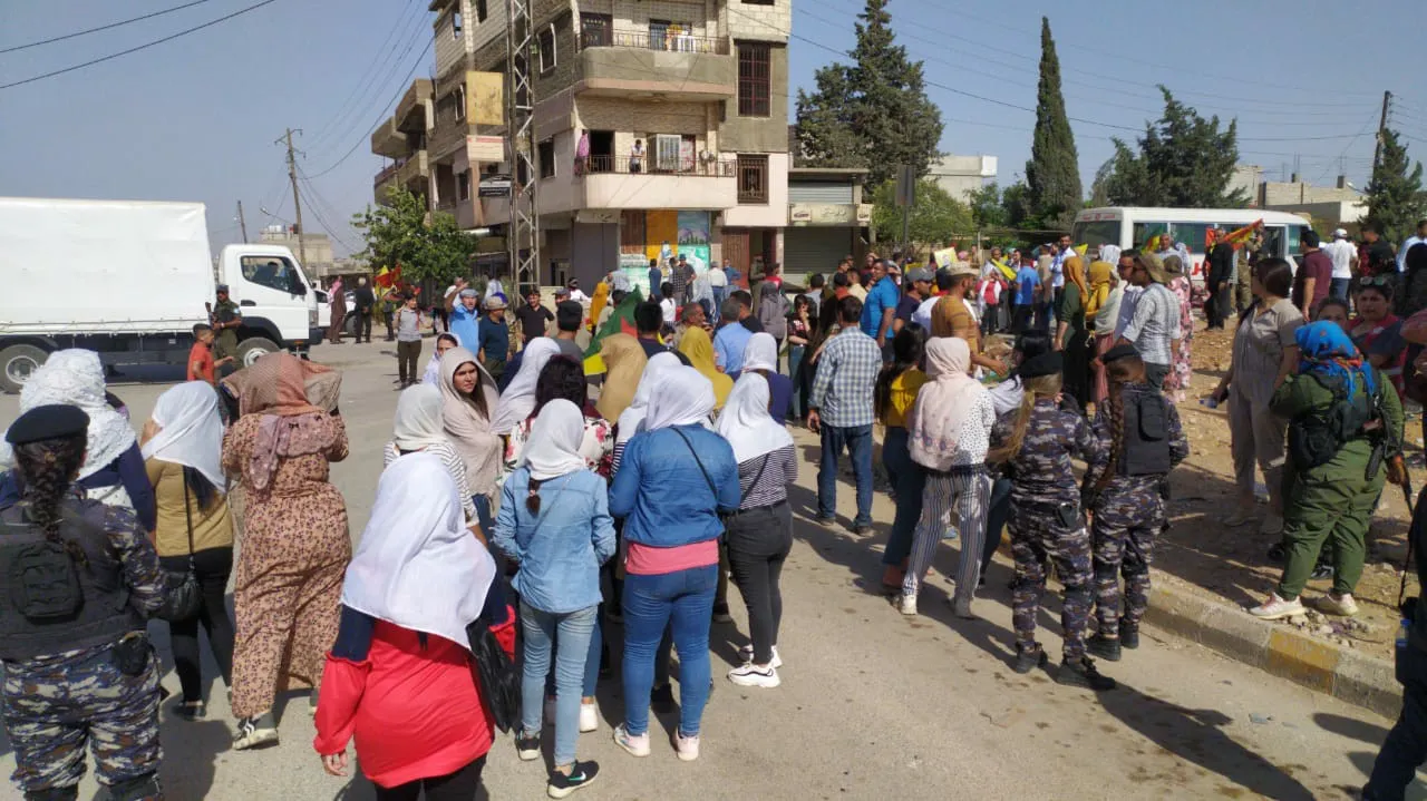Şêniyên herêma Cizîrê gihaştin Qamişlo