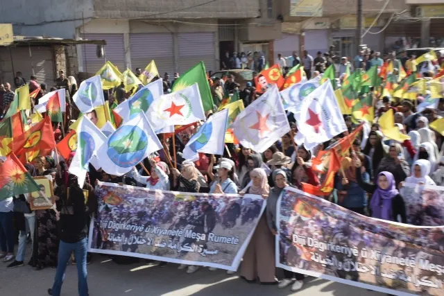 Meşa rûmetê ya li dijî dagirkerî û xiyanetê dest pê kir
