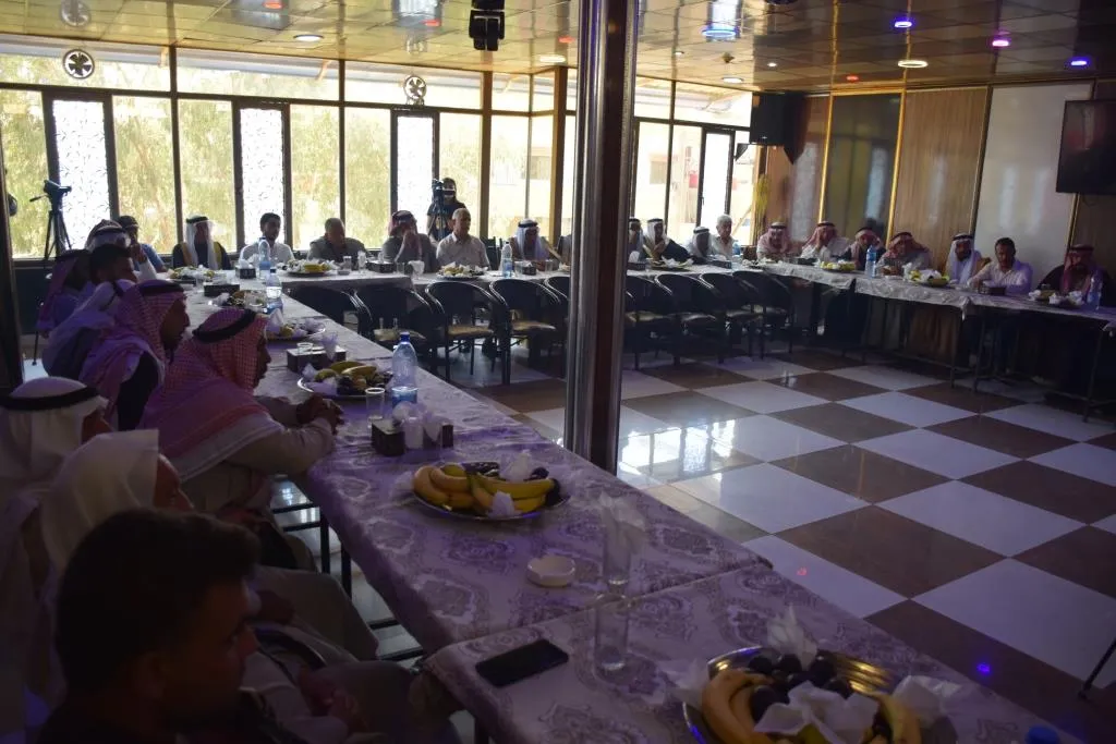 Rûspiyên eşîrên ereban banga hevgirtin û parastina xakê kirin