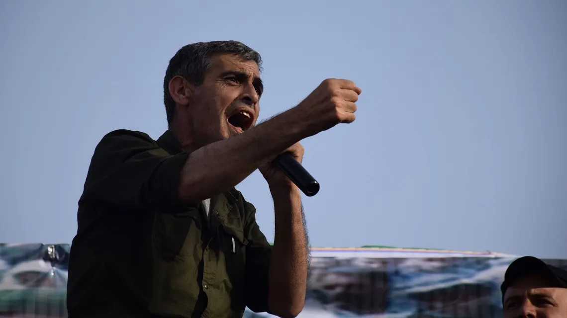 Hesen Koçer: Divê  her kes helwesta xwe li dijî dagirkeriyê zelal bikin