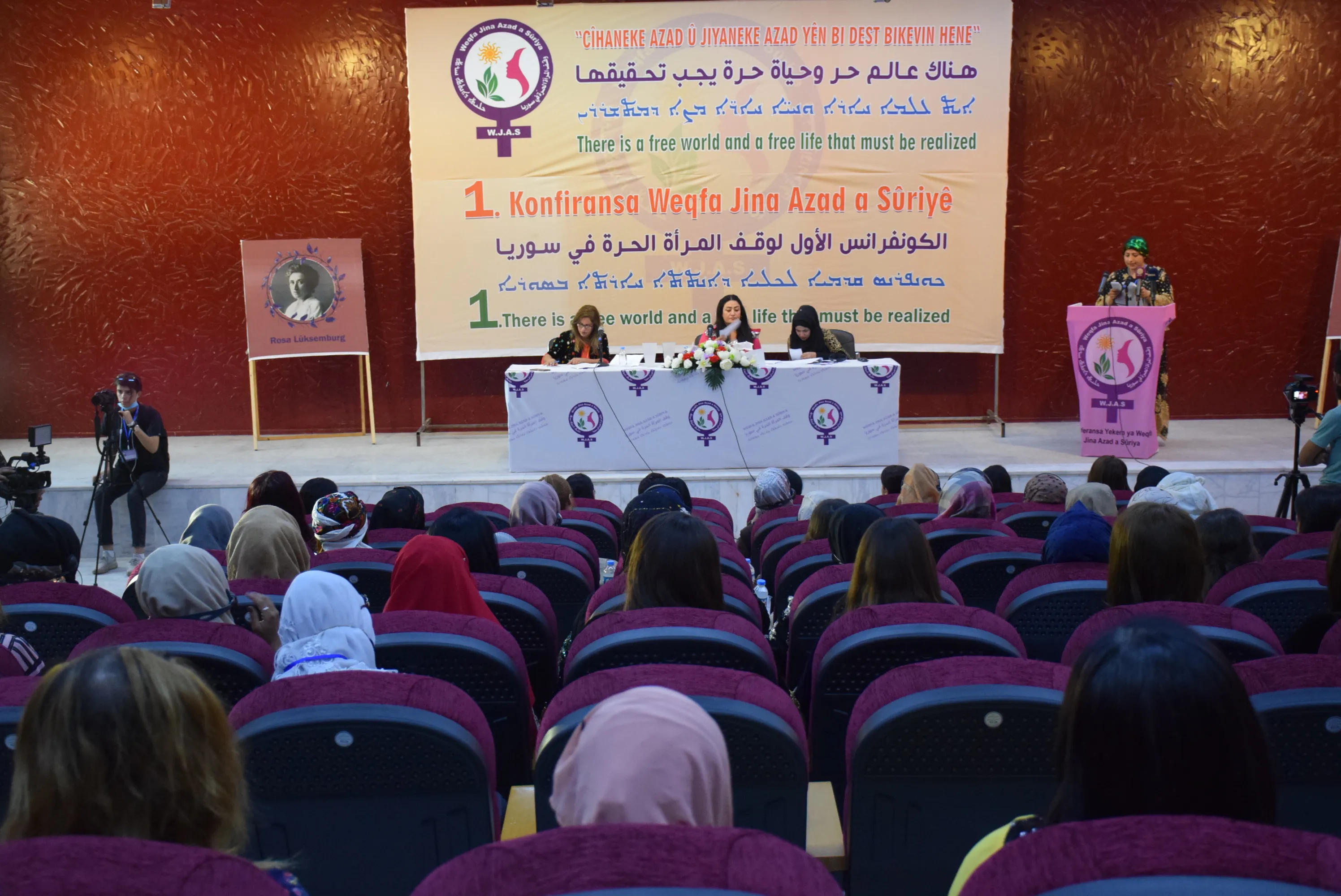 Konferansa Weqfa Jina Azad bi biryaran bi dawî bû