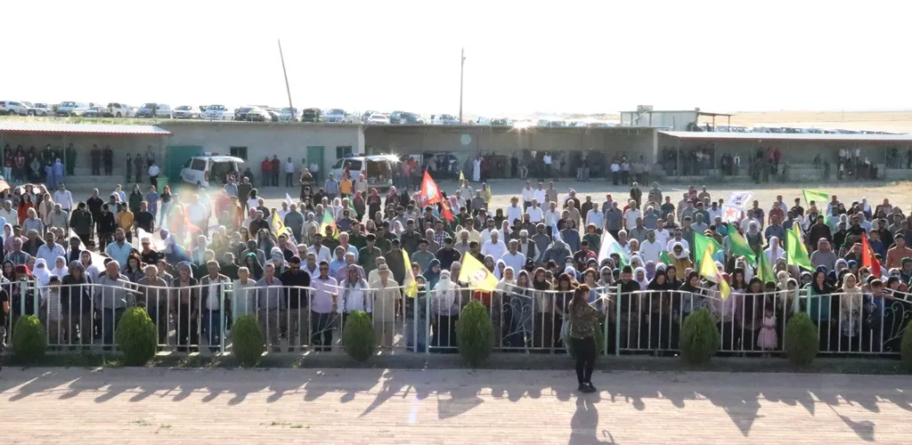 Şêniyên herêma Cizîrê şehîdên komkujiya Helincê bi bîr anîn