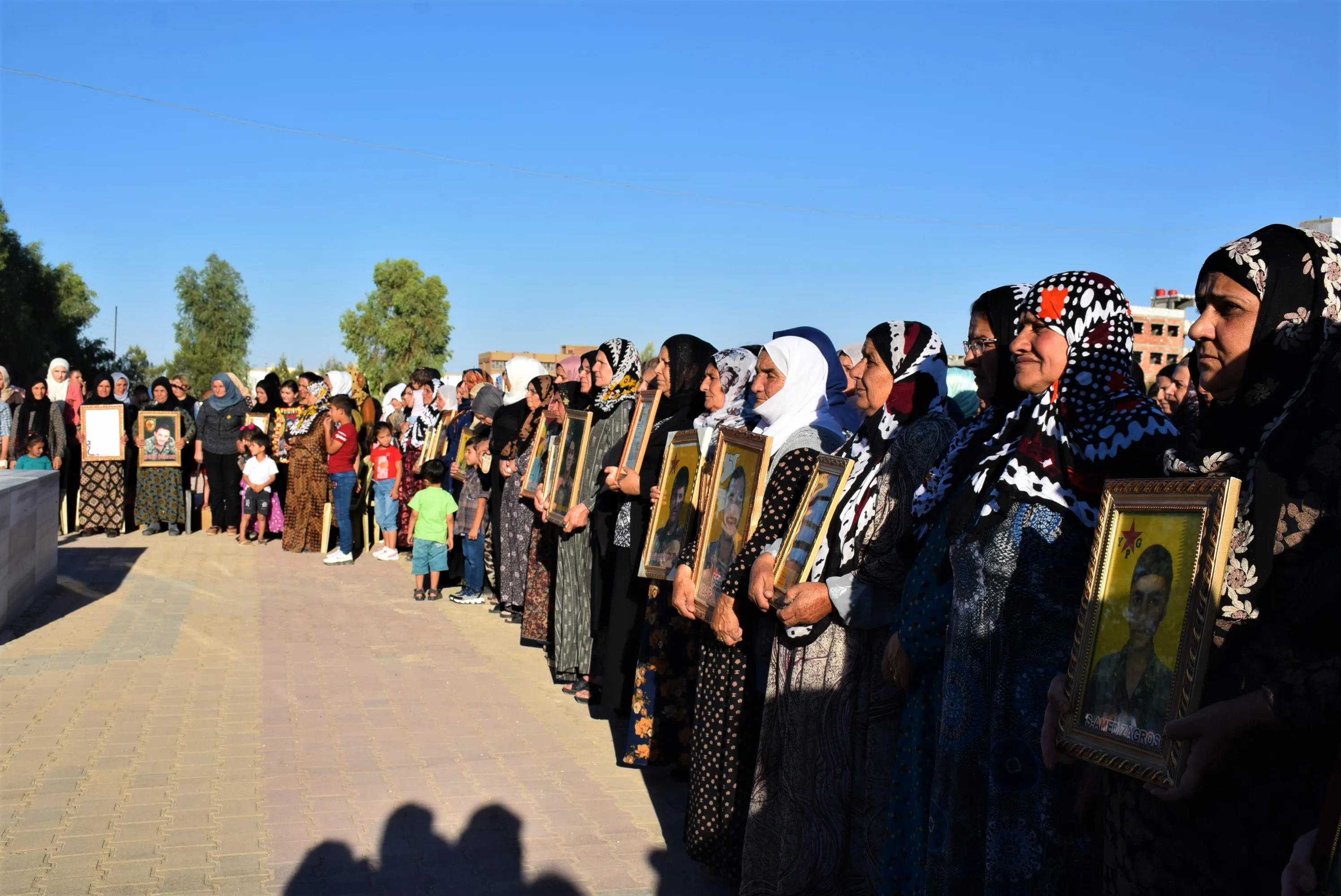 Meclisa Malbatên Şehîdan 92 şehîdên Hezîranê bi bîr anîn