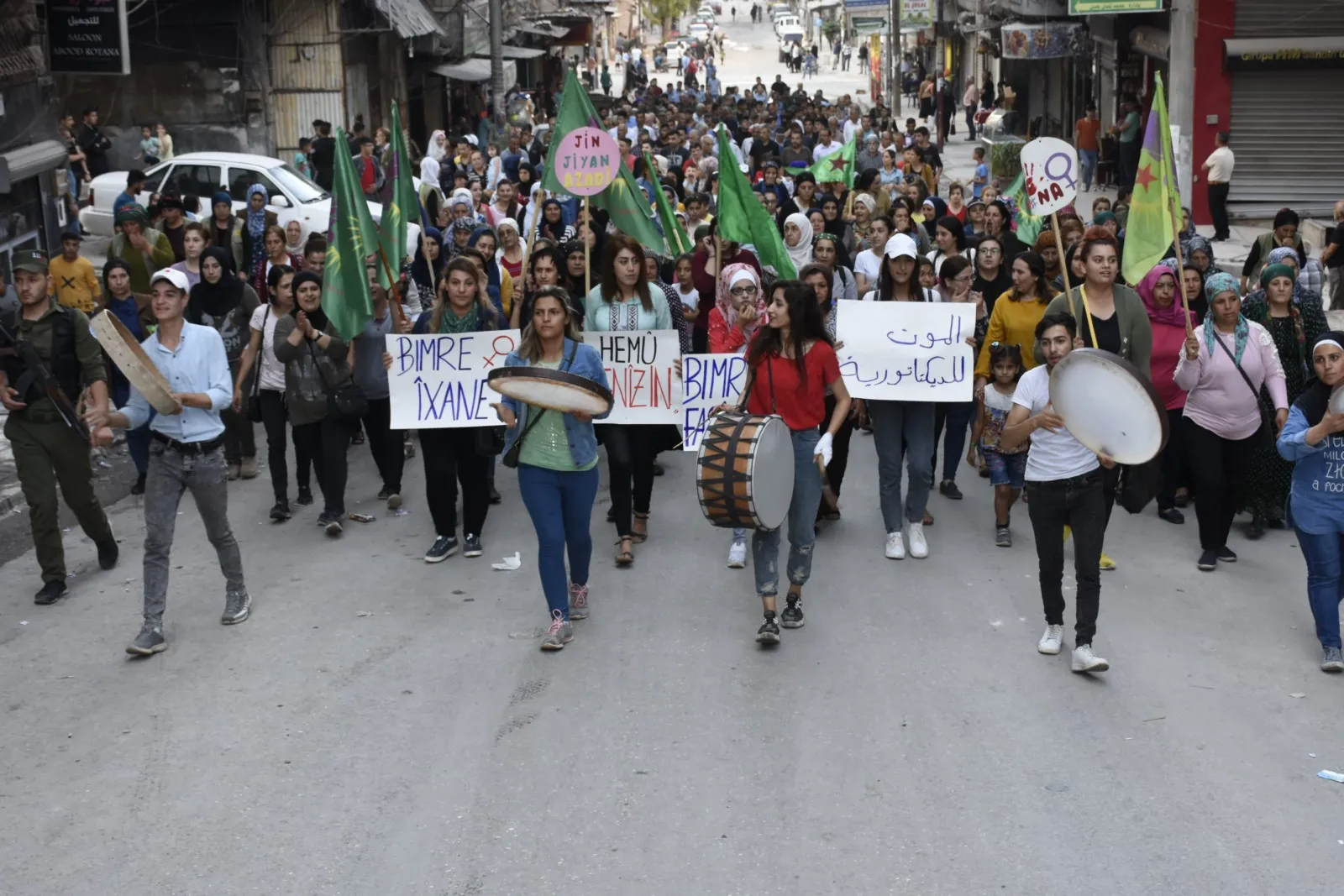 ​​​​​​​Êrişa li ser avahiya HDP û qetilkirina Denîz Poyraz li Helebê hatin şermezarkirin