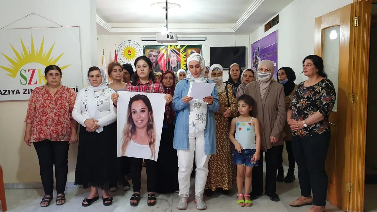 Weqfa Newroz a Lubnanê şehîdên komkujiya Helincê bi bîr anîn