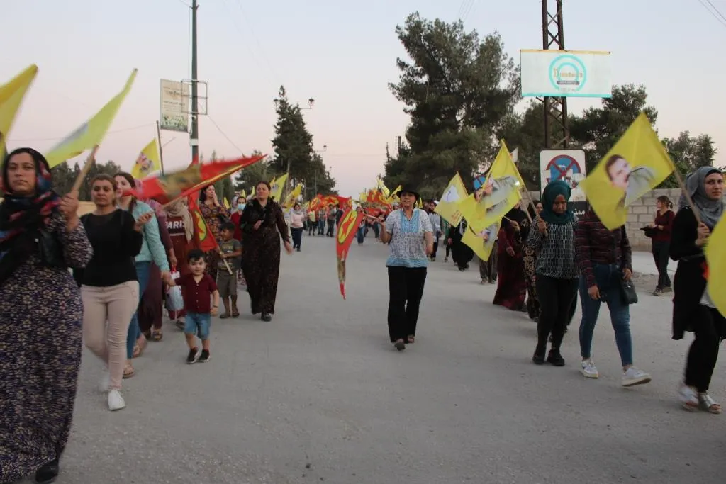 Li Dirbêsiyê û Til Koçerê êrişên dewleta Tirk a dagirker hatin şermezarkirin