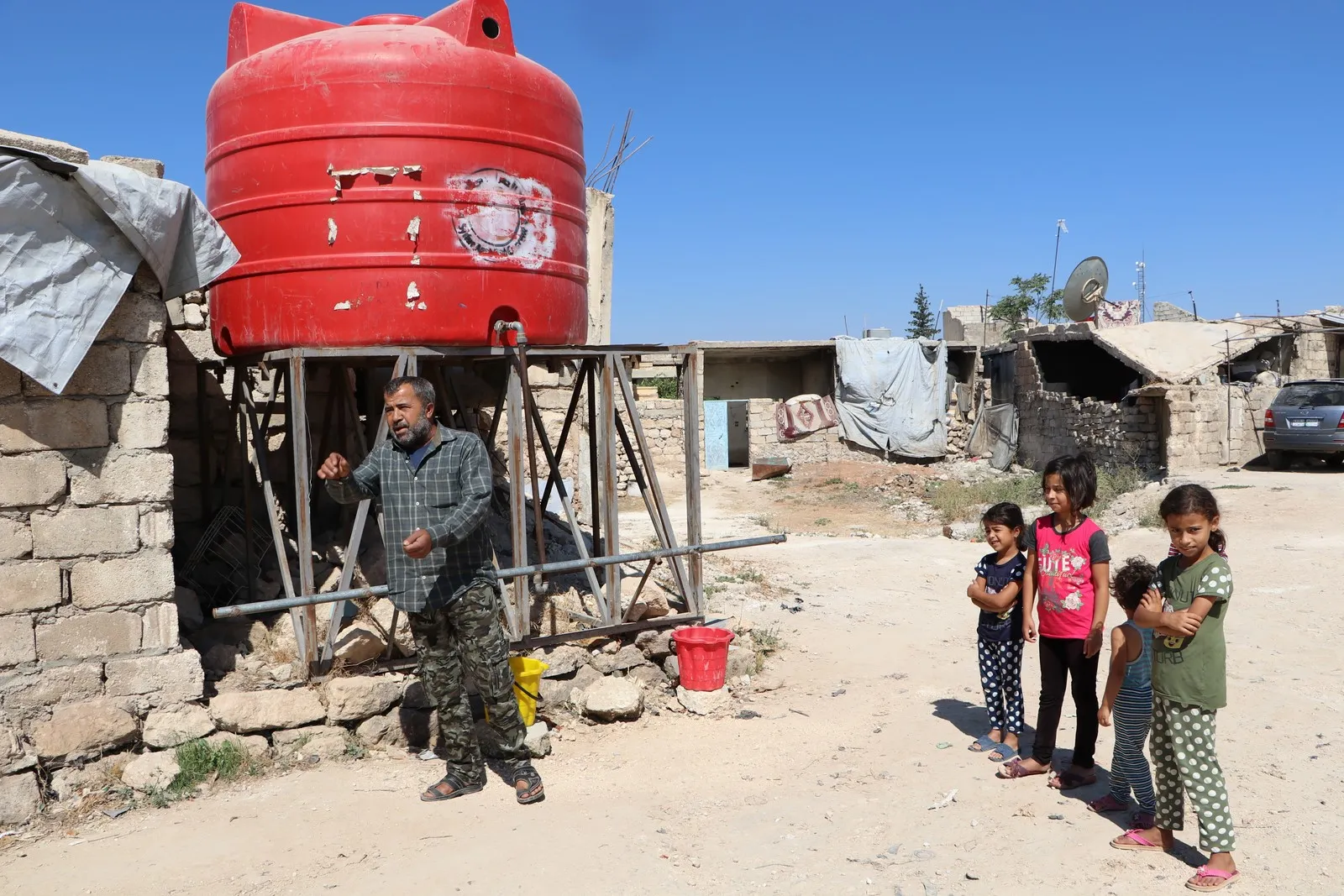 Koçberên Efrînê bang li UNICEF'ê kir ku ji çarçoveya xebata mirovî dernekeve