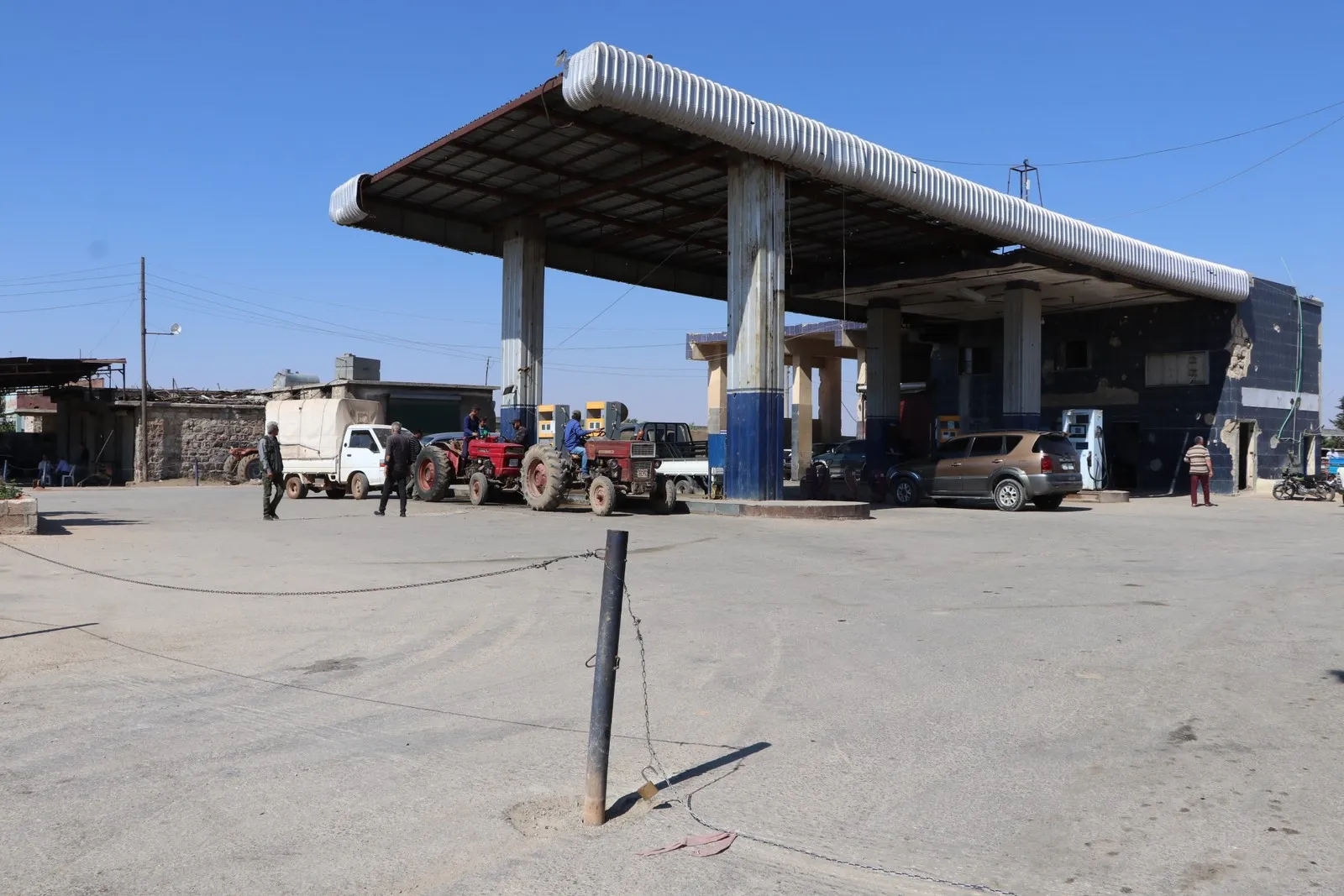 Hikumeta Şamê bi îsrar e ku şêniyên kantona Şehbayê birçî bike