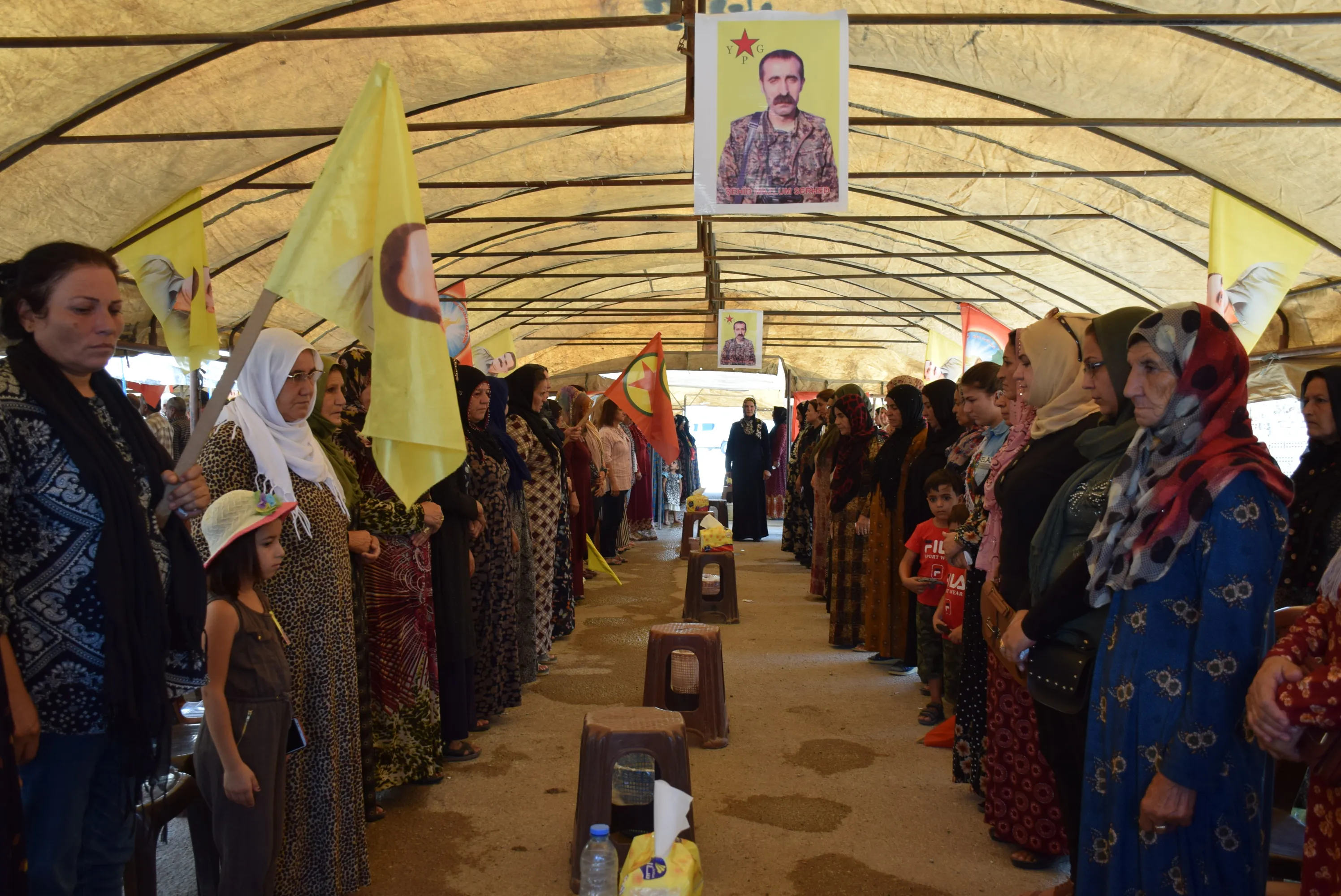 Dayîka şehîd Hebûn: Em ê li xanyînan neyên rehmê!