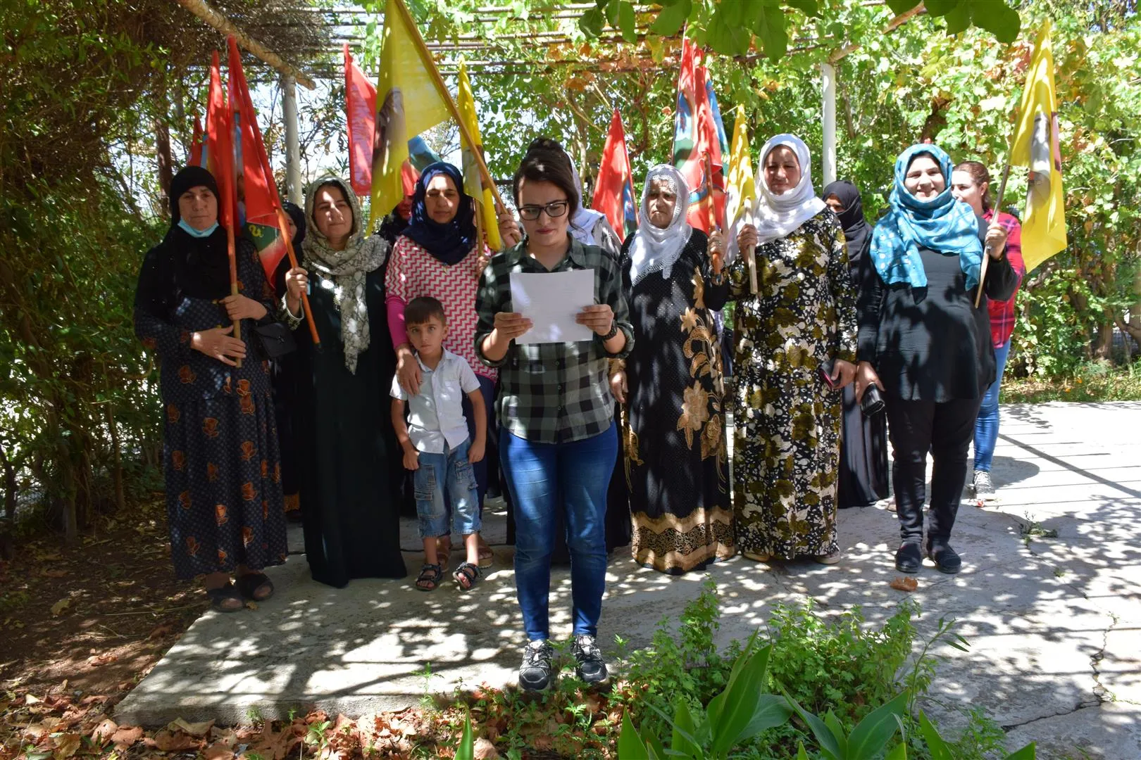 Jinên Bakur û Rojhilatê Sûriyê qetilkirina Eyde û Aye şermezar kirin