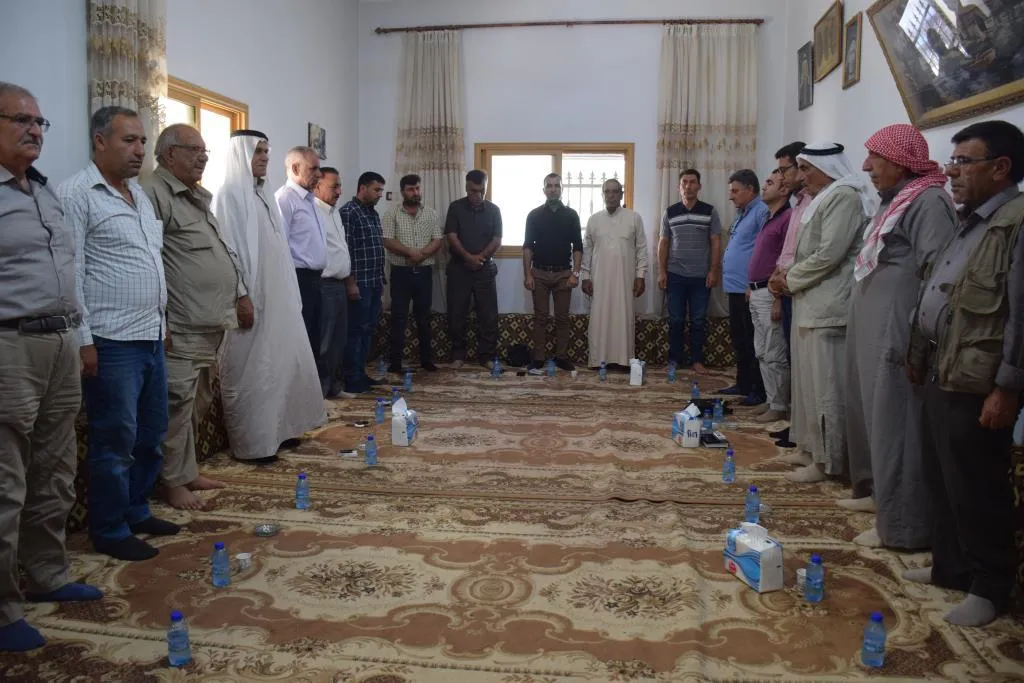 Nûnerên Rêveberiya Xweser bi rûspî û rewşenbîrên Kobanê re civiya