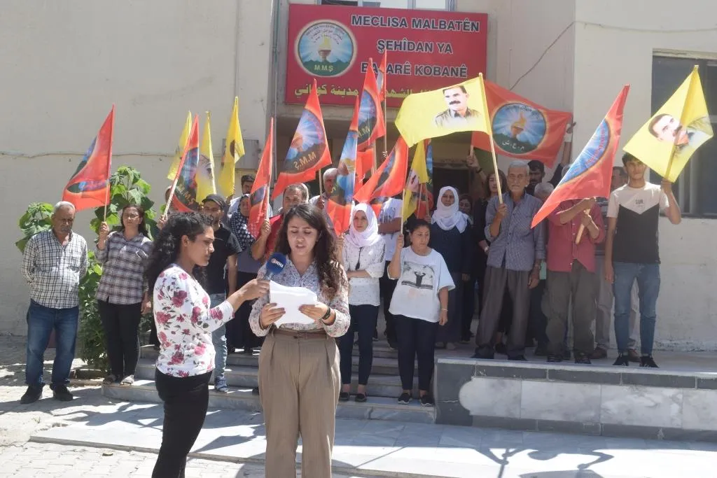 Malbatên şehîdan nerazîbûn nîşanî bêhurmetiya li goristanên şehîdan ên Efrînê da
