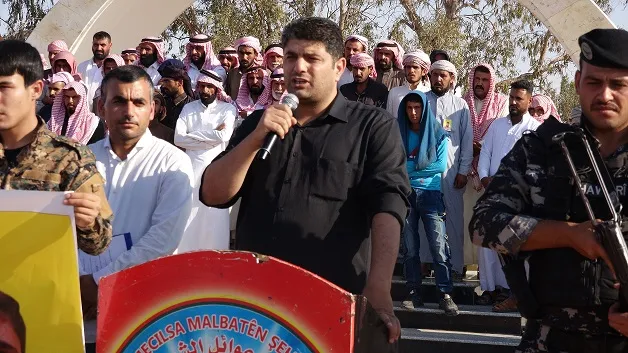 Şervanê QSD'ê Ednan El-Mirî li Tebqayê hate veşartin