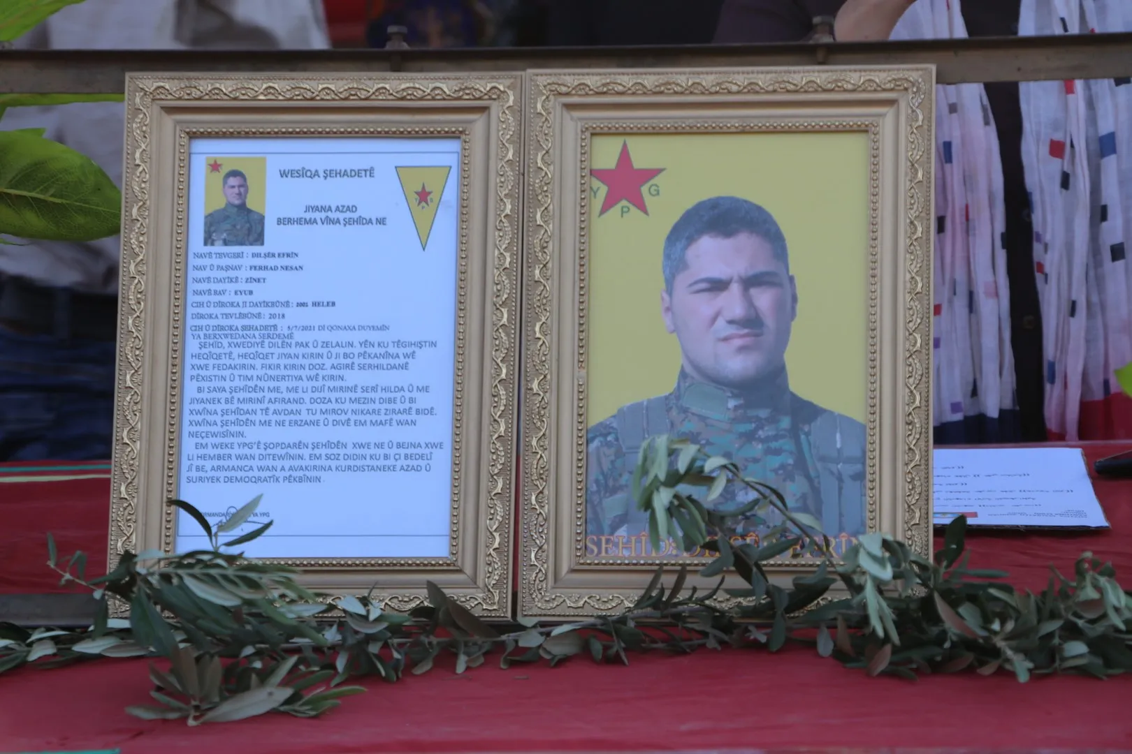 Şêniyên Efrînê cenazeyê Dilşêr Efrîn veşart