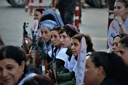 Li Qamişloyê li dijî qetilkirina jinan çalakiyeke bêdeng