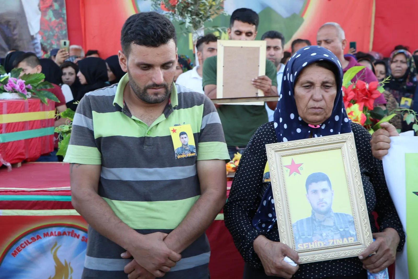Bi merasîmeke bi heybet şehîd Zinar Efrîn oxir kir