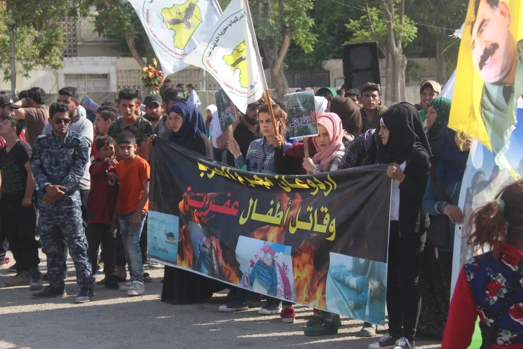 ​​​​​​​Ciwanên Minbicê: Em ê li hemberî êrişên dewleta Tirk bisekinin
