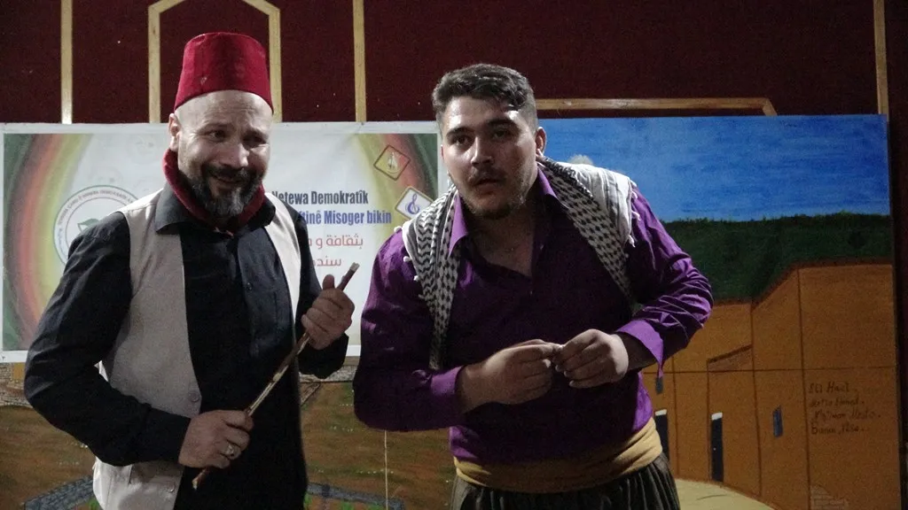 ​​​​​​​Tevgera Çand û Hunerê li Dêrikê şanoyek pêşkêş kir