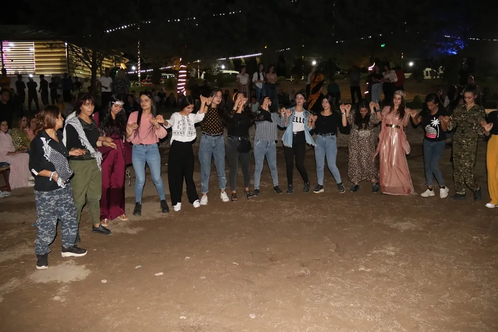 Li Dêrikê çalakiyên roja sêyemîn ên hefteya çandê