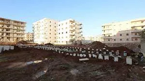 Malbatên şehîdan: Vekirina gorên şehîdan li Efrînê, tolrakirina ji berxwedana gel e