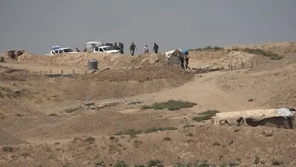 Piştî topbarana dijwar, hêzên Rûsyayê serdana eniyên şer ên li Zirganê kirin
