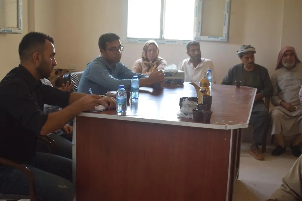 Nûnerên Rêveberiya Xweser bi şêniyên navçeya Qenyayê re civiyan
