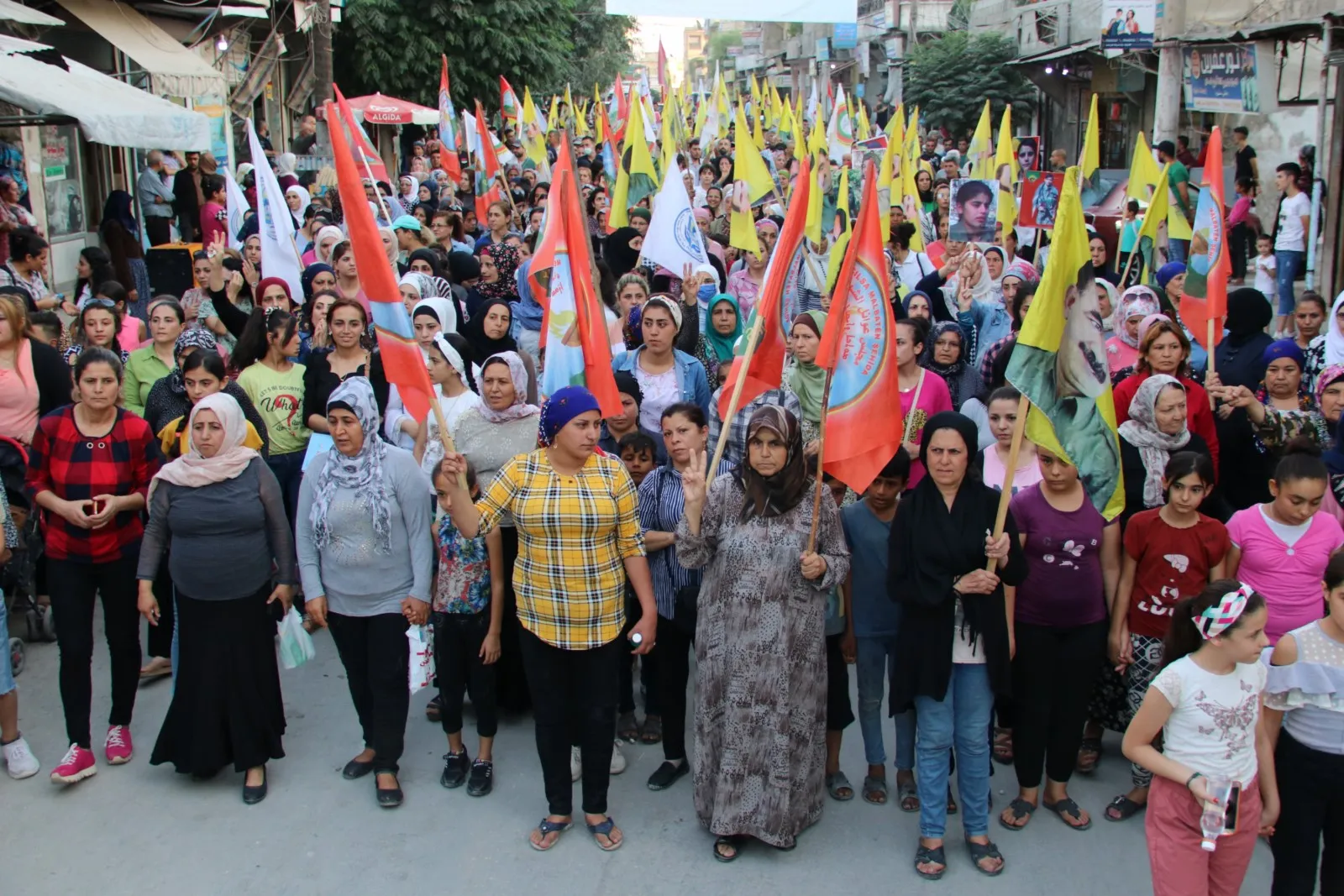 şêniyên Helebê banga bilindkirina asta têkoşînê kir