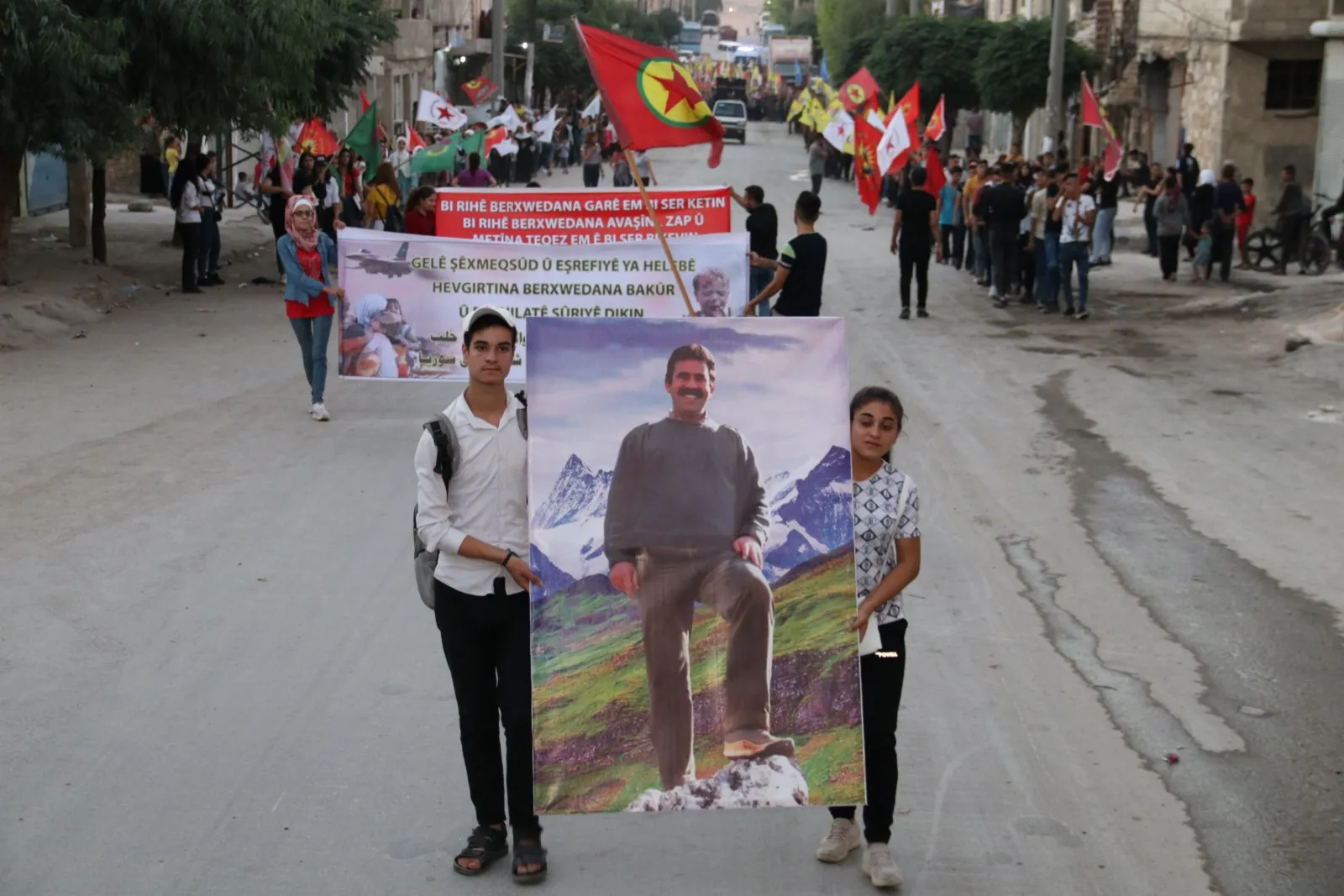 şêniyên Helebê banga bilindkirina asta têkoşînê kir