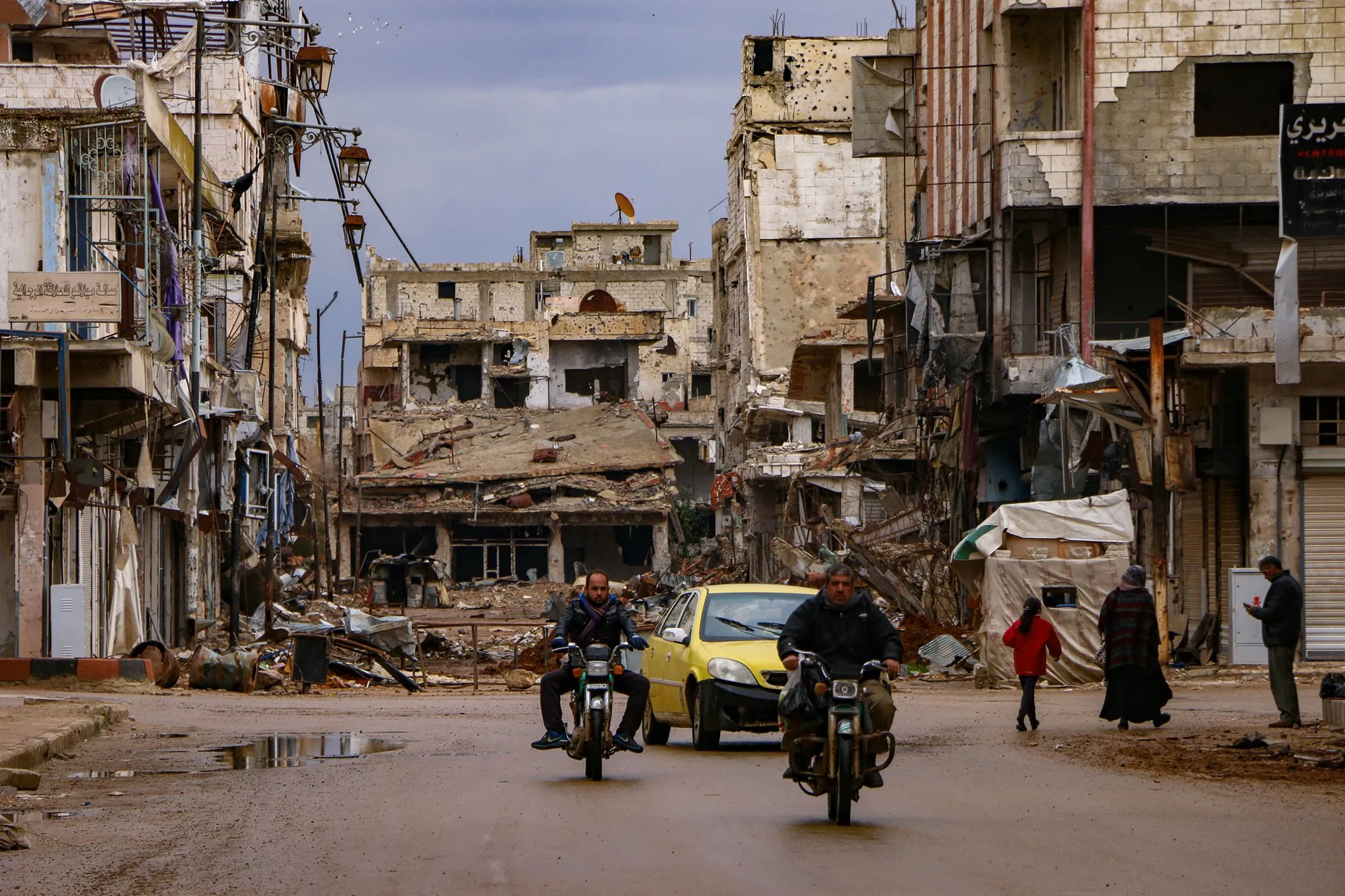 Dera..şerê li ser serweriyê, vekirina dergehan û xetên gazê