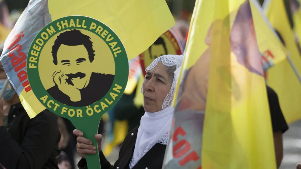 Malbatan xwest biçin Îmraliyê