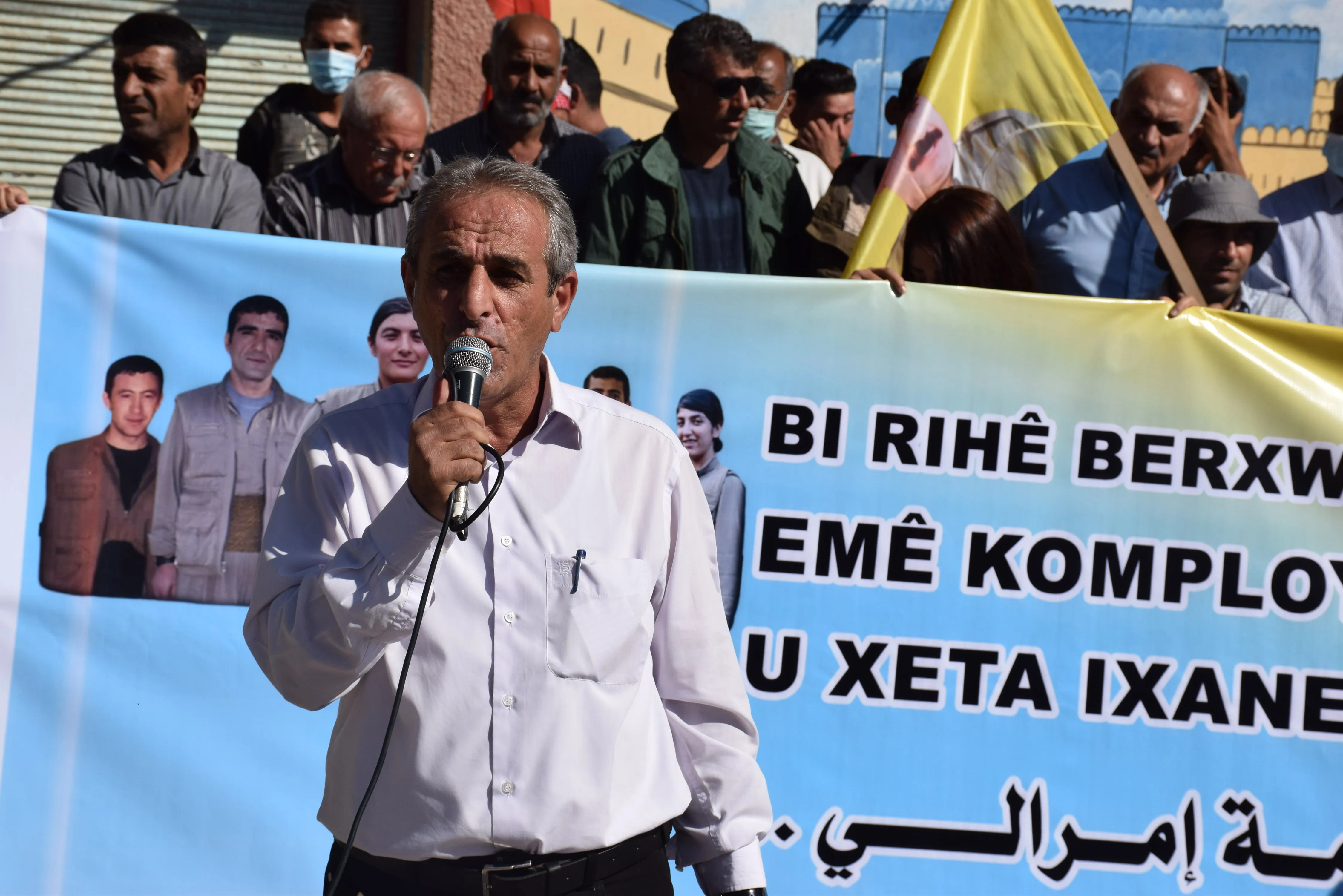 Bi hezaran şêniyên Qamişlo banga azadiya fîzîkî ya rêber Ocalan kir