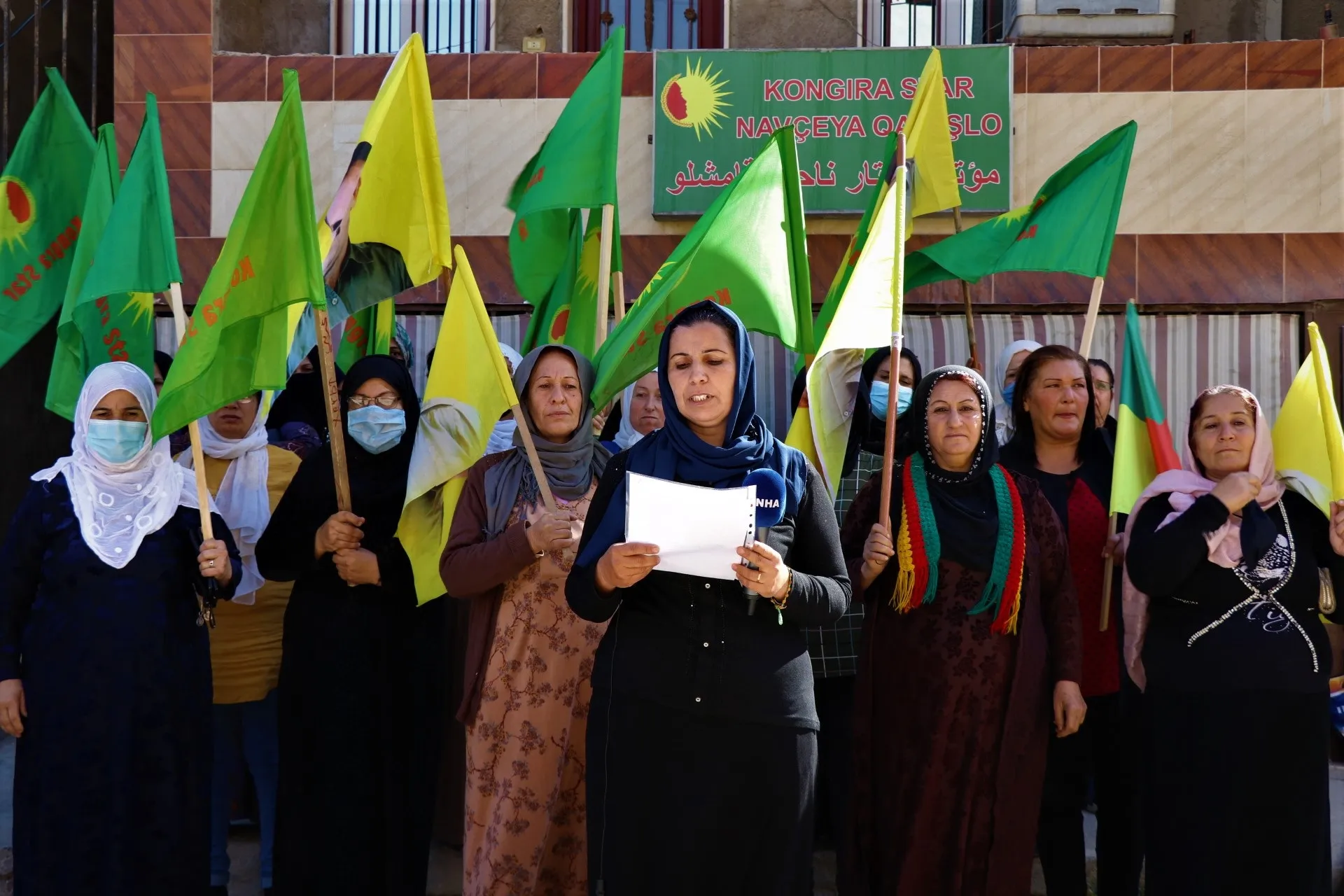 Kongreya Star: Sûcên li herêmê ji ber bêdengiya navneteweyî ne