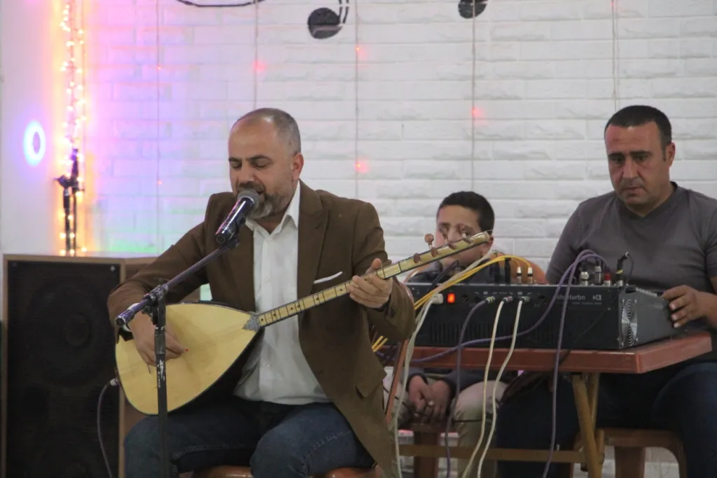 Beşa yekemîn a xwendekarên Zanîngeha Kobanê derçûn