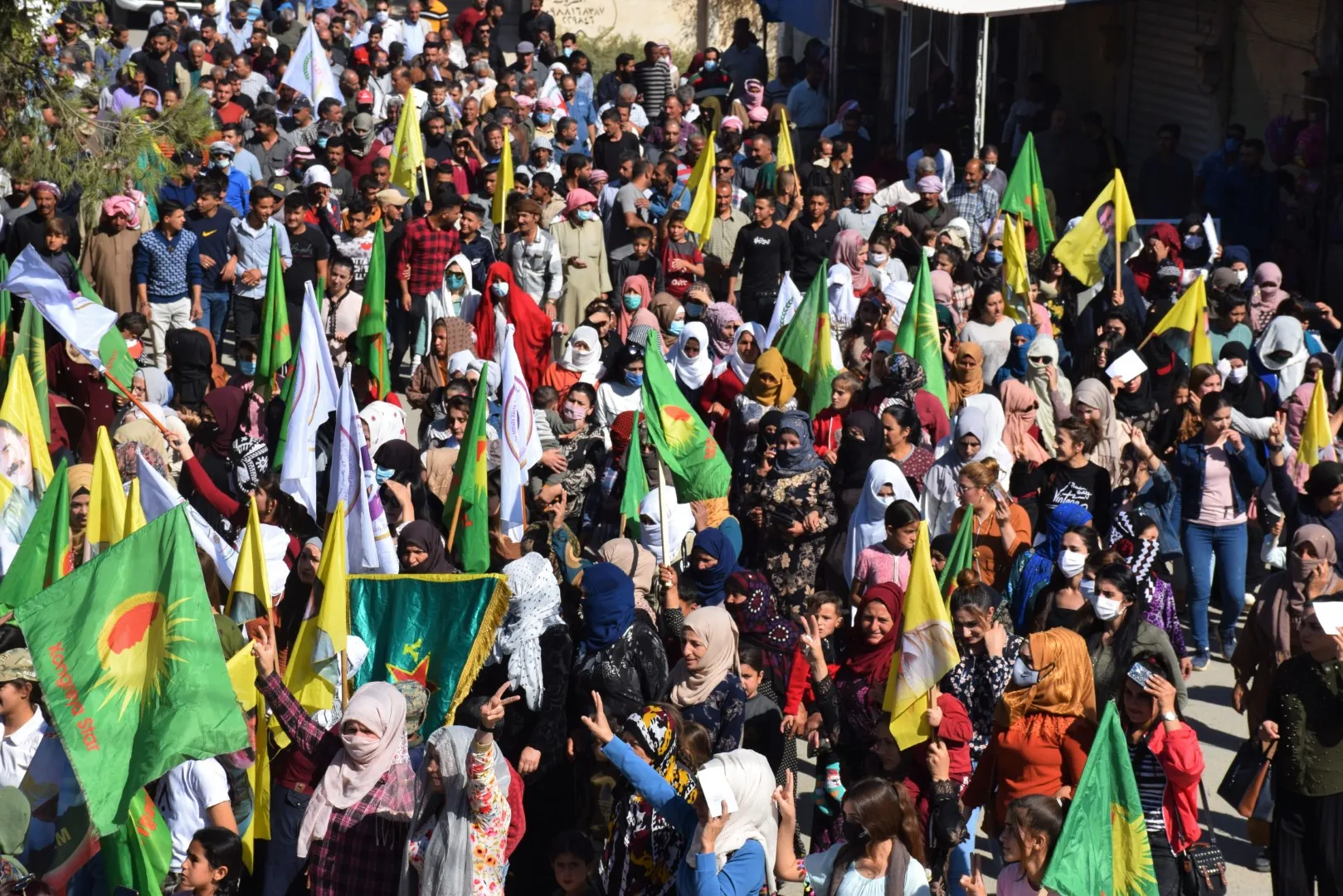 ​​​​​​​Şêniyên kantona Hesekê: Bi komployê gelên Rojhilata Navîn kirin hedef