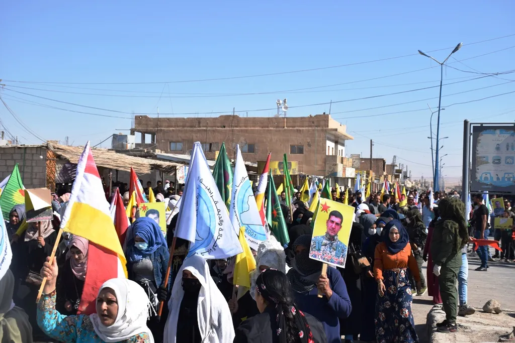 Şêniyên Hol û Şedadê li dijî komploya navneteweyî daketin qadan
