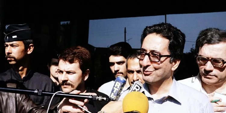 ​​​​​​​Serokkomarê yekemîn Îranê Benî Sedir mir