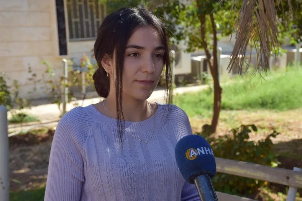 Xwendekarên nû yên Zanîngeha Rojava: Armanca me pêşxistina civaka me ye