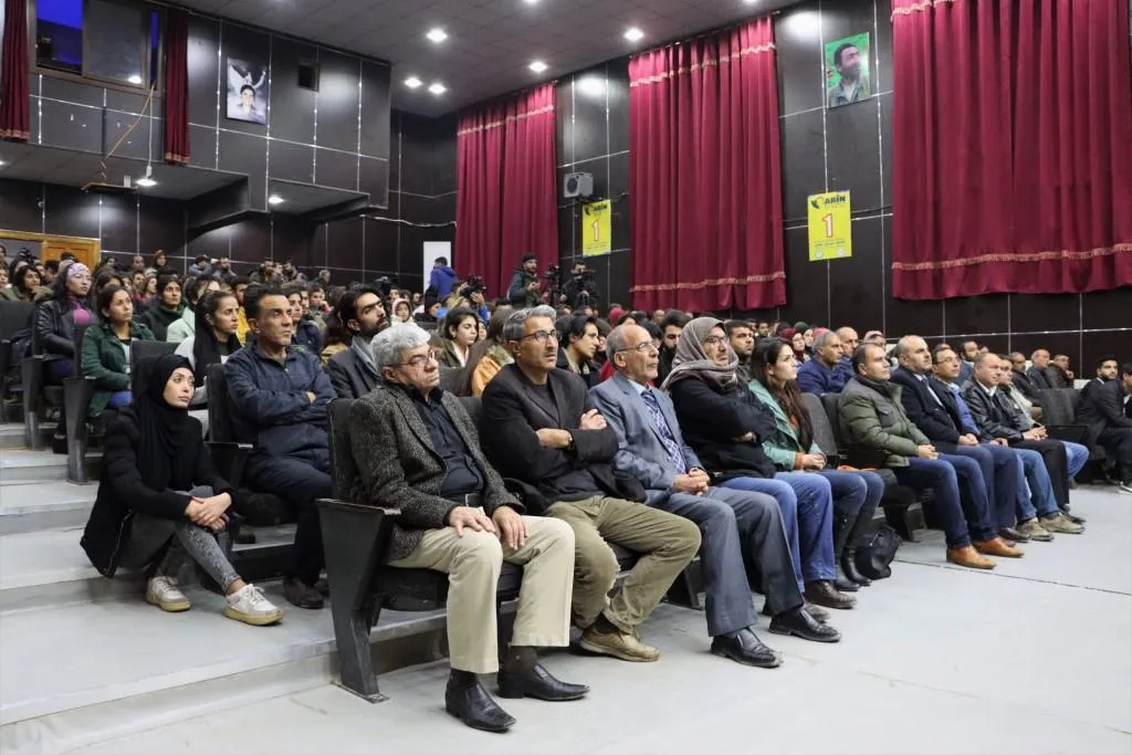 Bi wêne.. Mîhrîcana "Arîn Bisk û Zulfên Aştiyê ye" di hefteyekê de