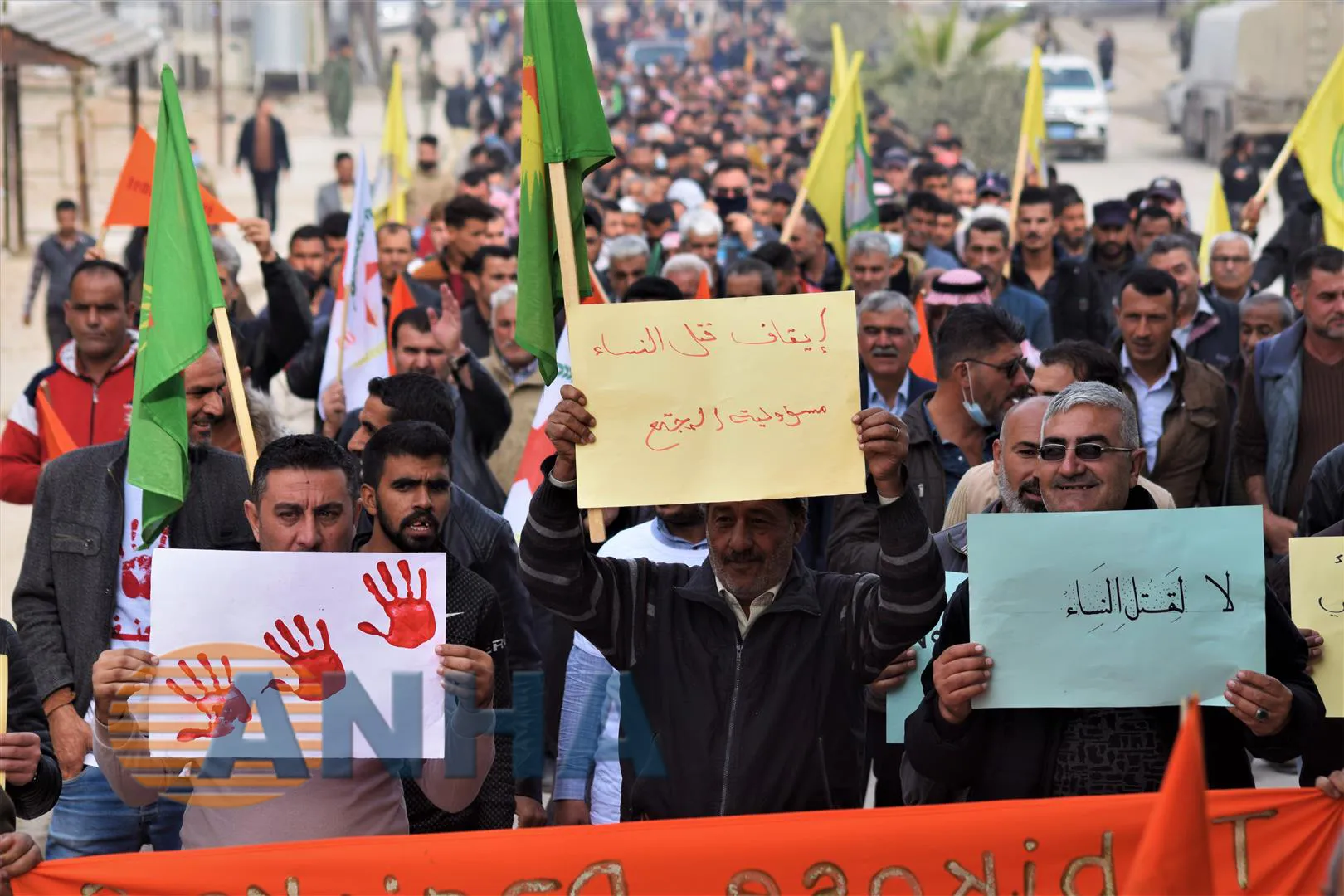 Bi hezaran mêran li Qamişlo û Hesekê got ‘Na ji kuştina jinan re’