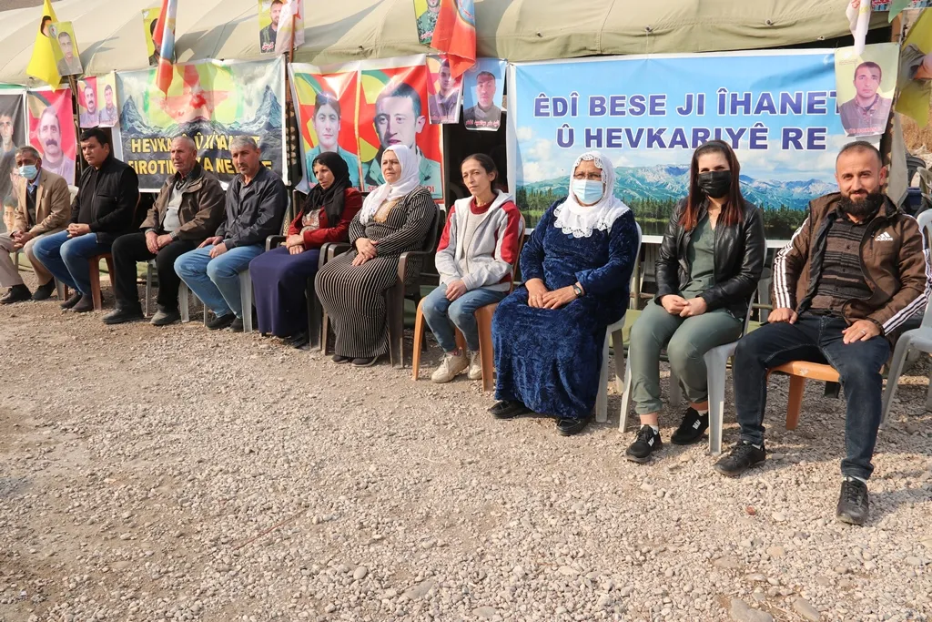 Çalakvanên Sêmalkayê: Çima PDK cenazeyên şehîdan nade?