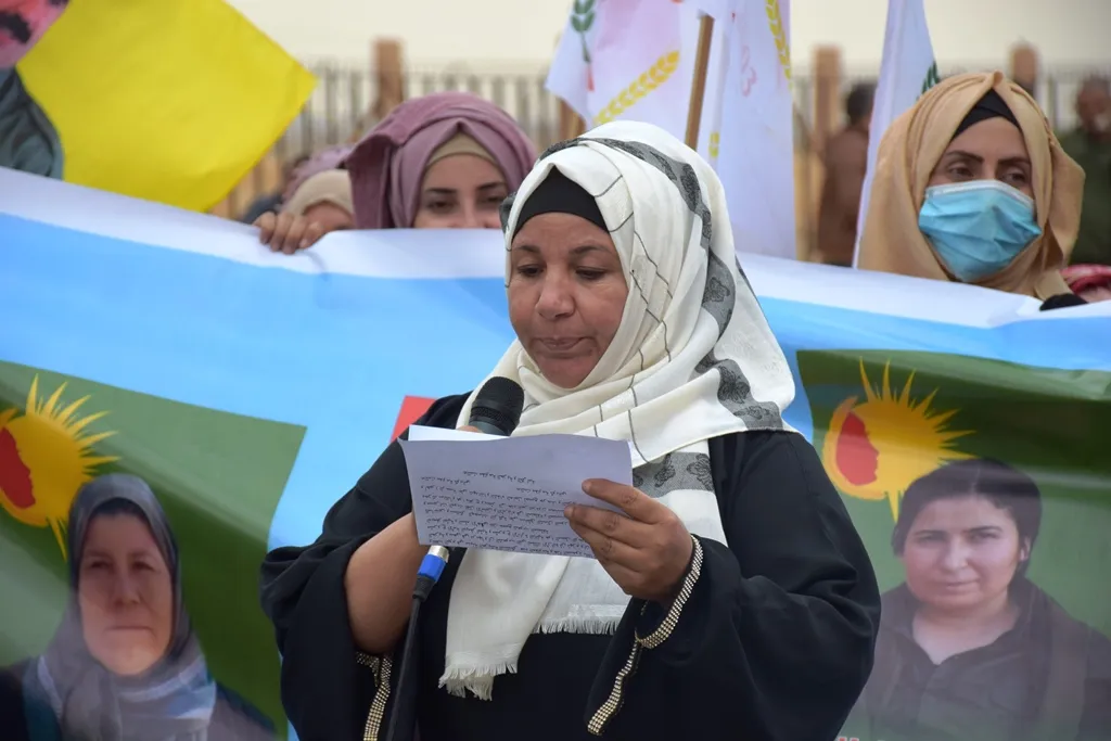 ​​​​​​​Li kantona Hesekê bi hezaran ji bo Kobanê li qadan bûn