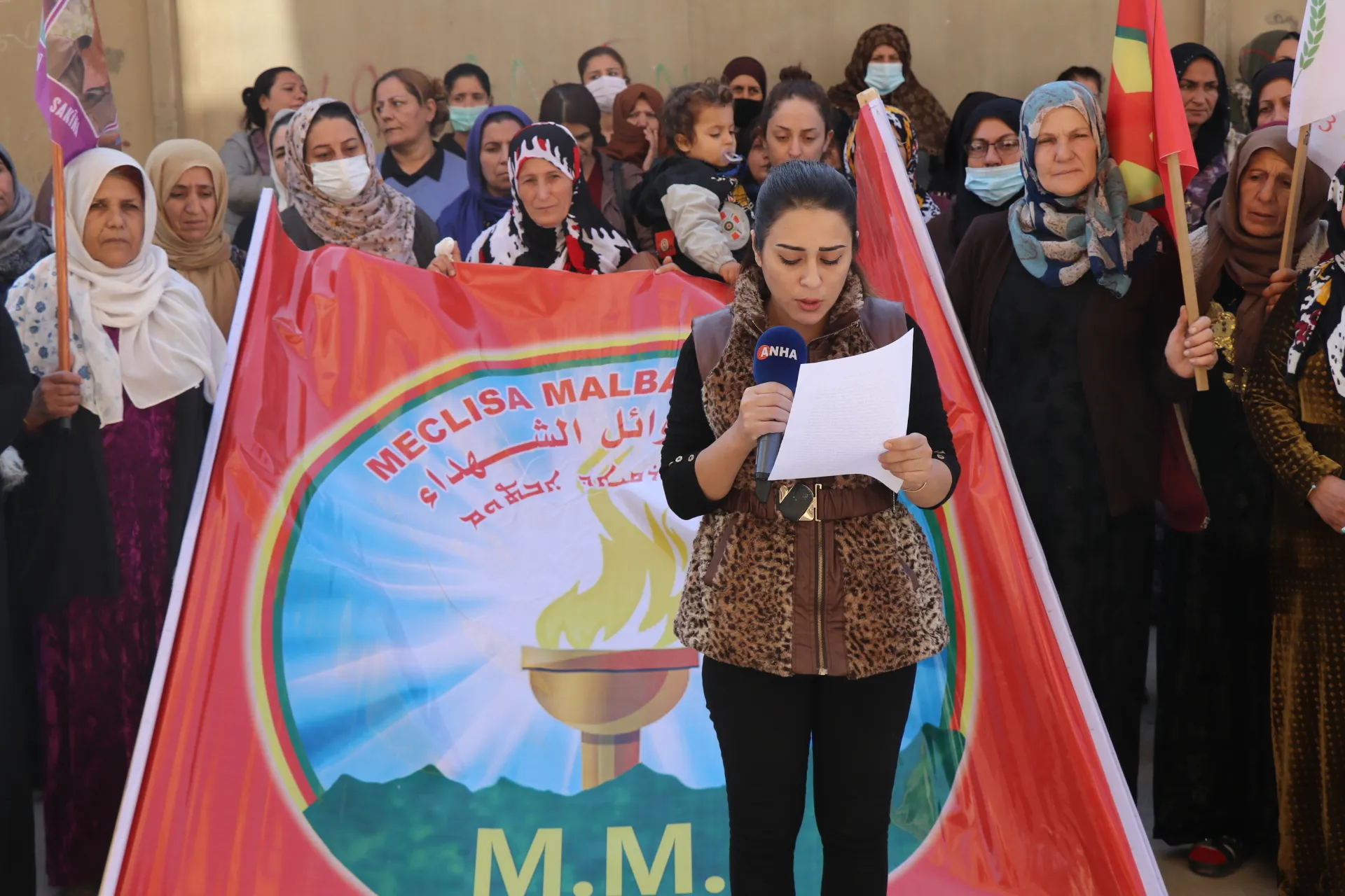 ​​​​​​​Li Bakur û Rojhilatê Sûriyê rêzeçalakiyên 25’ê Mijdarê