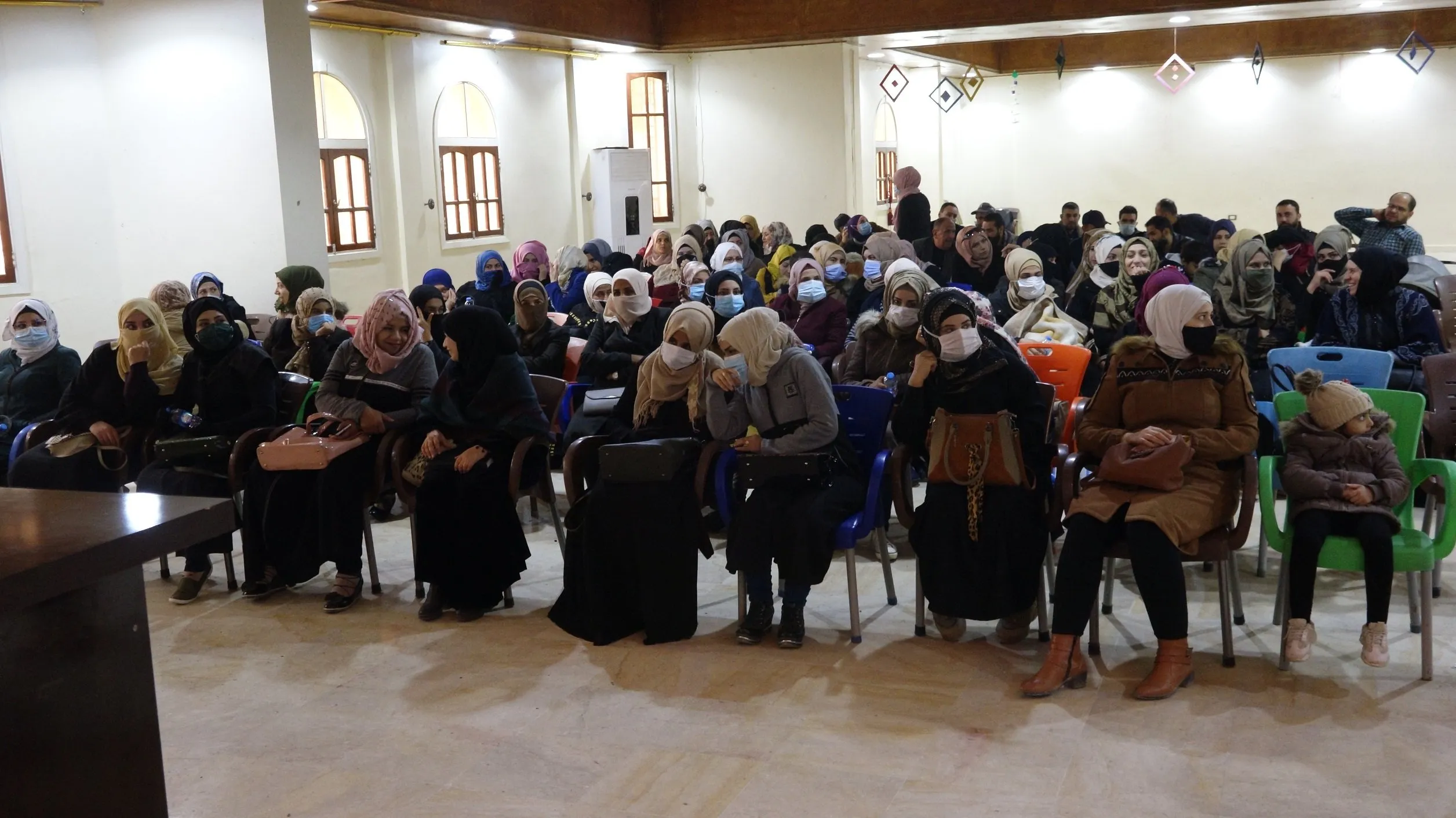 Li Tebqayê semînerek li ser cureyên tundiyê û şêwaza tunekirina wê hate dayîn