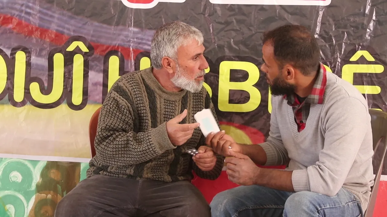 ​​​​​​​Li Dêrazorê şanoya "Na ji madeyên hişbir re" hate pêşandan